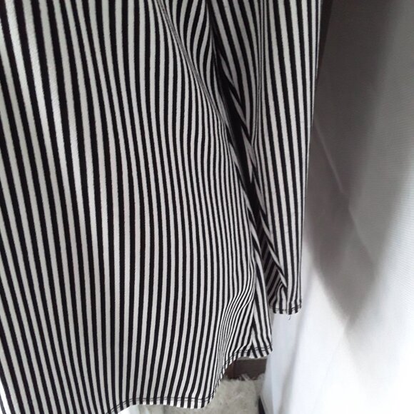 Joan Vass NY black and white long sleeve tunic size L - Picture 3 of 10